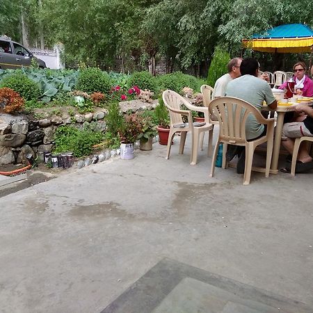 Galaxy Guest House Hundar Luaran gambar
