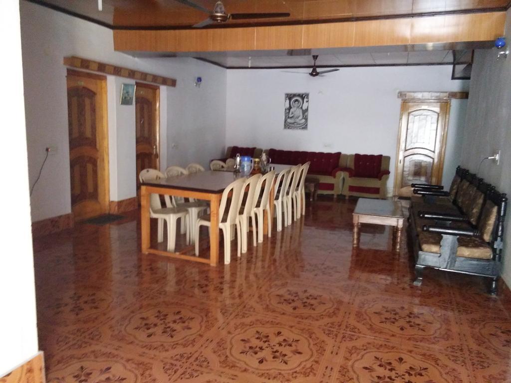 Galaxy Guest House Hundar Luaran gambar