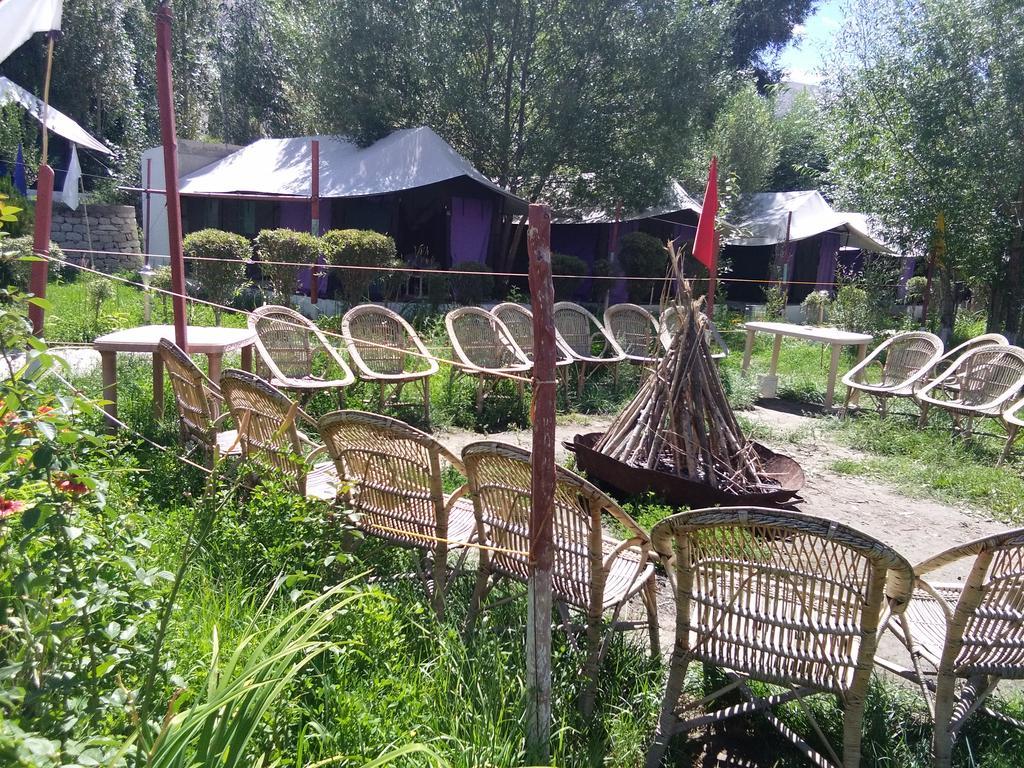 Galaxy Guest House Hundar Luaran gambar